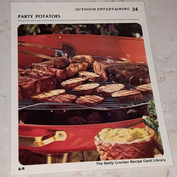 The Betty Crocker Recipe Card Library REPLACEMENT CARD OUTDOOR ENTERTAINING 1971 - Picture 1 of 1